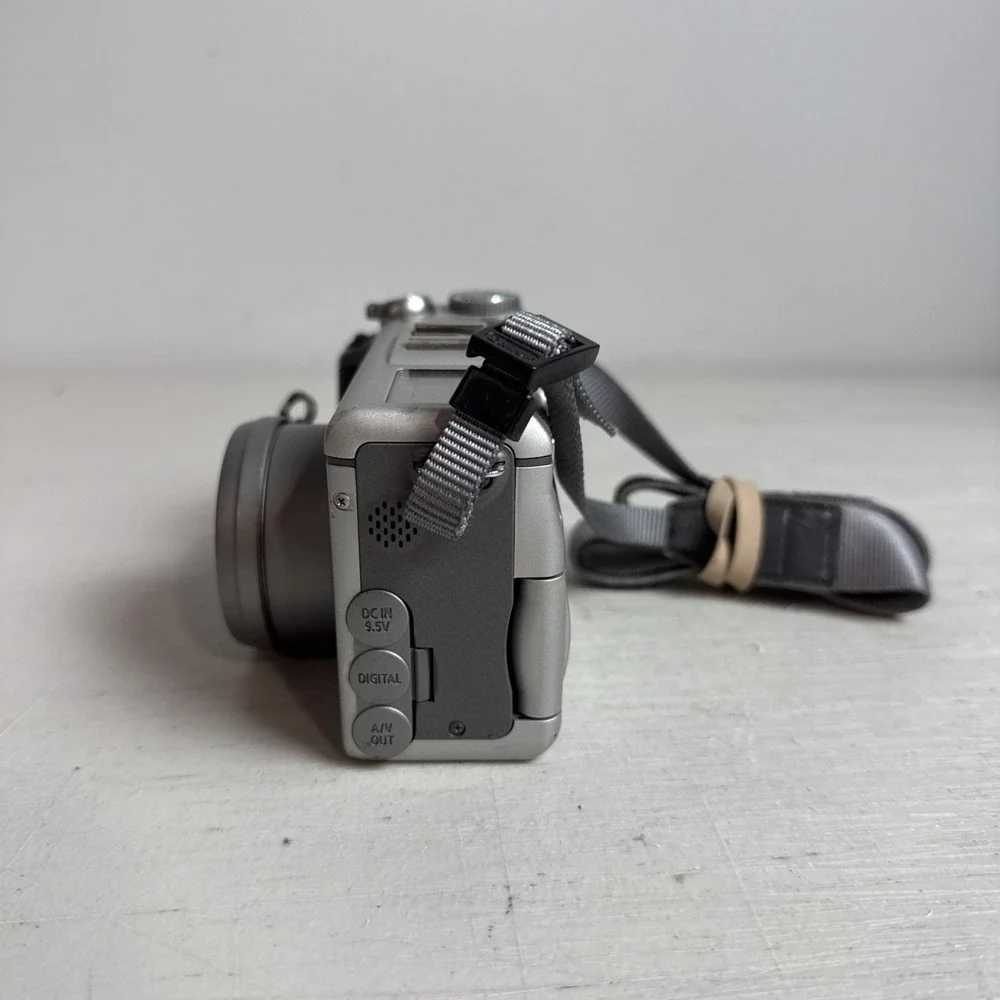 Canon PowerShot G3 4.0MP Digital Camera Silver UNTESTED